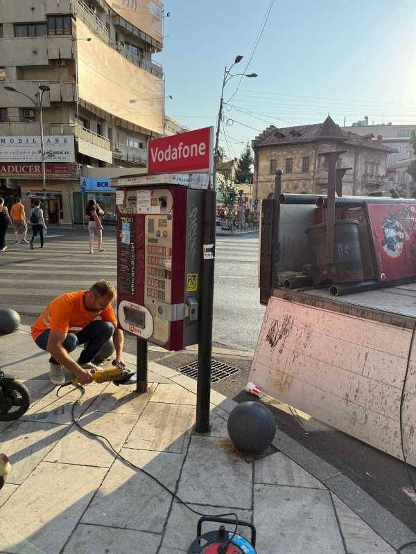 Bucureștiul demontează infochioșcurile abandonate și pune în loc puncte de plată STB