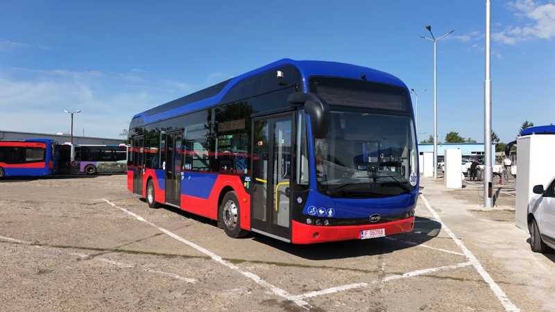 Oradea isi reinnoieste flota: autobuze electrice si tramvaie noi prin fonduri europene