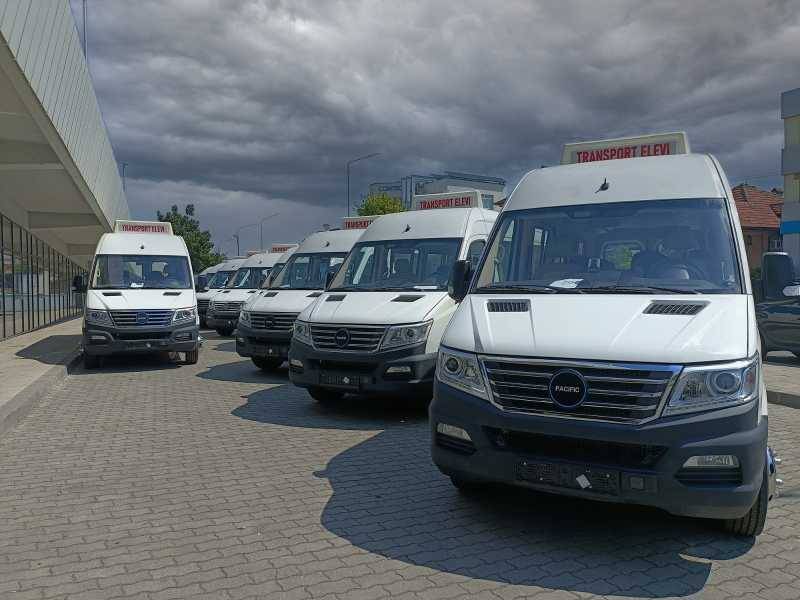 Gorj cumpara inca cinci microbuze electrice pentru transportul elevilor