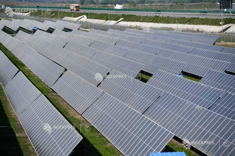 Timișoara scoate la licitație primul său parc fotovoltaic pentru iluminatul public