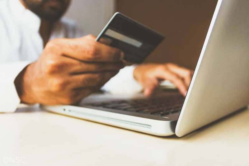 DNSC și ING avertizează: campanie de phishing pe platformele de rezervări online