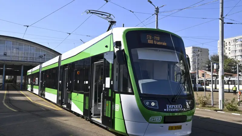 Primăria Capitalei vrea încă 100 de tramvaie de 36 de metri, deocamdată pe hârtie