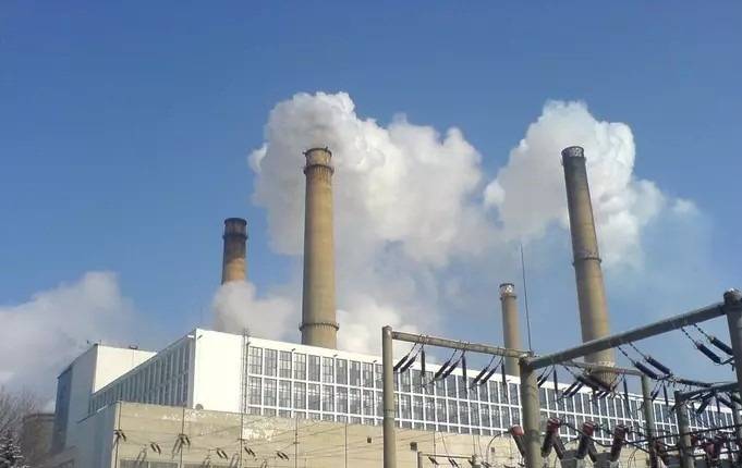 Arad construiește o termocentrală nouă pe gaze, cu bani din PNRR