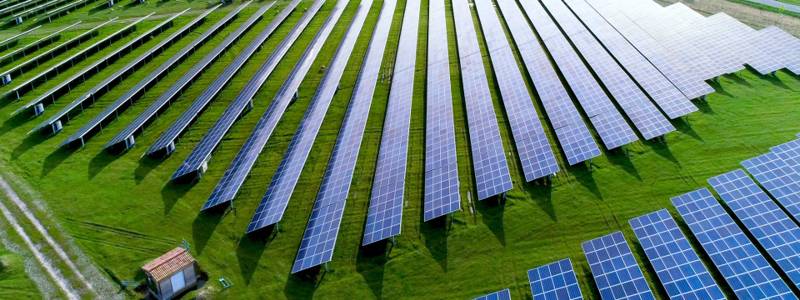 BERD intră cu 64 milioane euro într-un pachet de 192 milioane pentru trei centrale solare de 531 MW