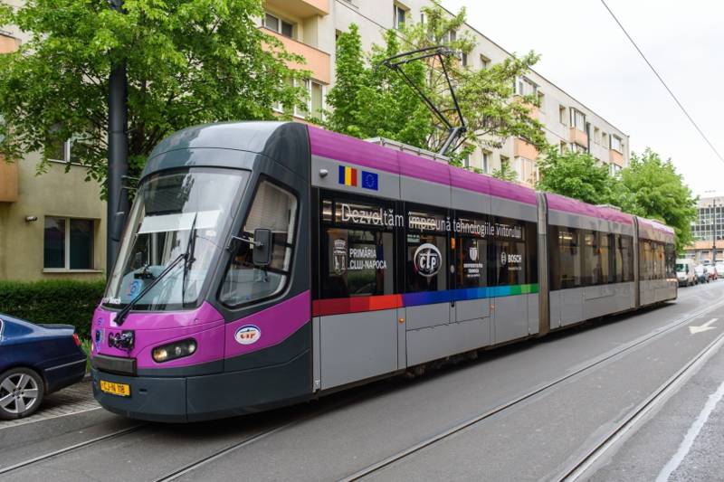 Tramvaiele din Cluj, București și Oradea primesc un sistem Bosch care avertizează vatmanii la coliziune