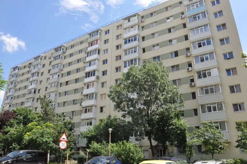 Izolarea termică a blocurilor, finanțată până la 90% din fonduri europene printr-o lege promulgată
