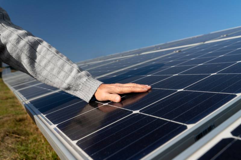 Giroc își construiește propriul parc solar pentru a-și acoperi consumul de energie