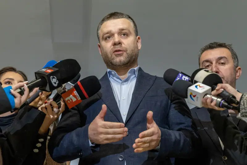 Ciucu: politica de parcari a Bucurestiului este caduca, cu 100.000 de masini pe 40.000 de locuri