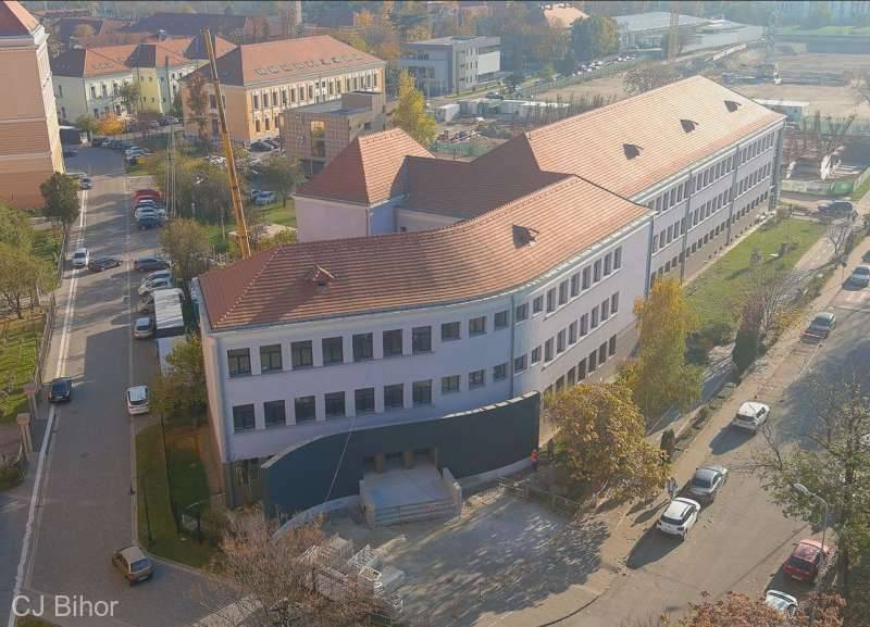 Bihor digitalizează biblioteca județeană printr-un contract de 6,1 milioane de lei