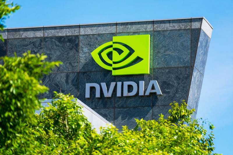 Nvidia explorează România pentru un centru de date, dar criza politică a blocat dialogul cu Guvernul