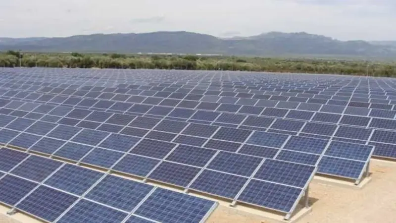 Târgoviște își construiește propriul parc fotovoltaic pentru independența energetică