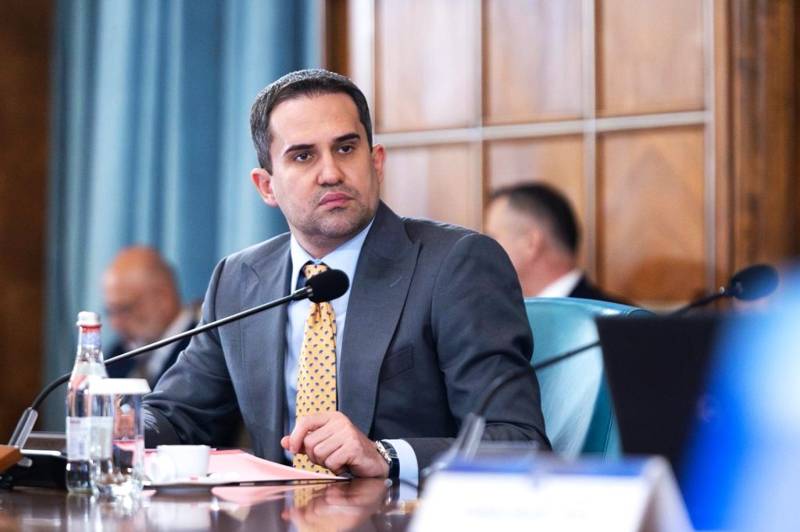 Programul e-Mobility RO se schimbă: statiile de incarcare vor putea integra energie regenerabila