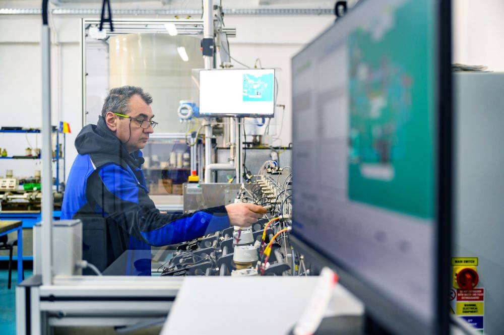 Vestra pune 380.000 de euro in standuri care verifica automat contoarele de energie termica